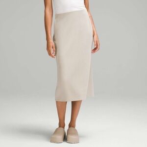 Lululemon Softstreme high rise midi skirt